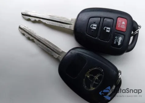 2013 Toyota Camry Le from USA, damaged, VIN 4T4BF1FK4DR276705